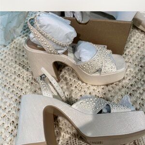 Dolce Vita Wessi Pearl Platform Sandal Heels